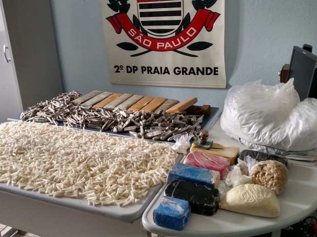 G1 Polícia Apreende Mais De 25 Quilos De Drogas Em Praia Grande Sp