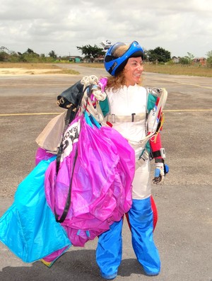 Ruth (instrutora de paraquedismo) (Foto: Viviane Leão/Globoesporte.com)