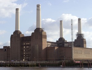Battersea Power Station - fábrica abandona, onde o Chelsea quer construior o estádio (Foto: Miguel Medina / Agência AFP)