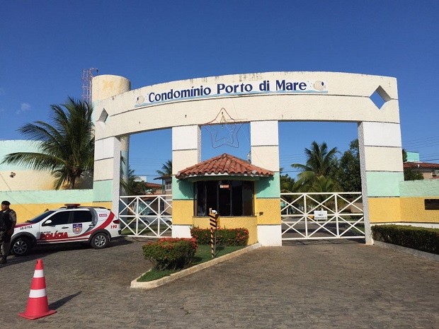 Delegado da Polícia Federal foi morto em residência em Paripueira (Foto: Roberta Cólen/G1)