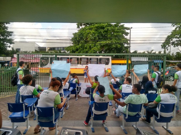 Estudantes do IFPE estão ocupando a instituição para protestar contra a PEC 241 (Foto: Grêmio Estudantil do IFPE Campus Recife/Divulgação)