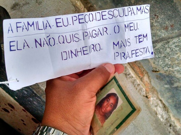 Bilhete foi encontrado preso ao pé de uma das mulheres mortas na Bahia (Foto: Site São Gonçalo Agora)