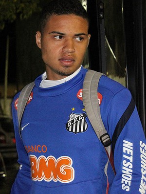 Zagueiro Walace do Santos sub-20 (Foto: Bruno Giufrida / Santos FC)