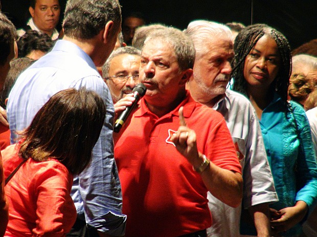Lula em Salvador (Foto: Imagens/TV Bahia)