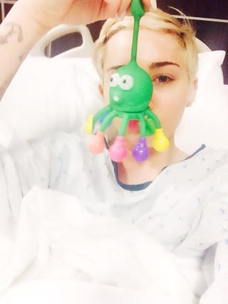 Miley Cyrus (Foto: Twitter/Reprodução)