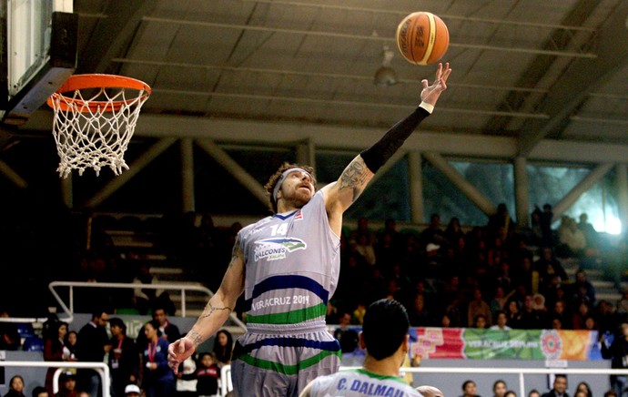 Lorenzo Mata basquete na Liga das Américas (Foto: Samuel Vélez / FIBA Américas )