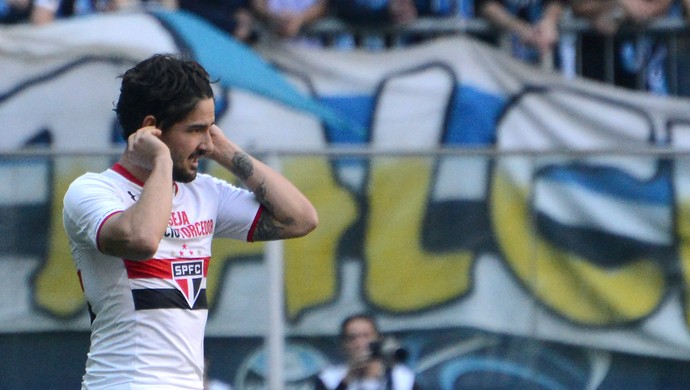 Paulinho, Canteros, Pato e Rogério concorrem por gol mais bonito