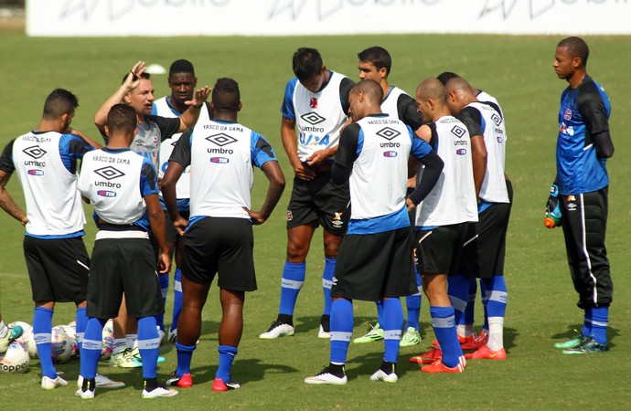 vasco treino doriva elenco (Foto: Maurício Val/VIPCOMM)
