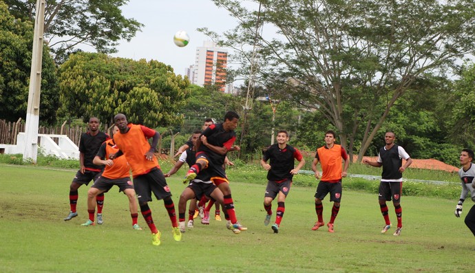 treino Flamengo-PI CFAP (Foto: Abdias Bideh/GloboEsporte.com)