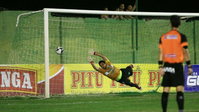 CSA x Murici, em Coruripe Gol de Everton Heleno (Foto: Ailton Cruz / Gazeta de Alagoas)