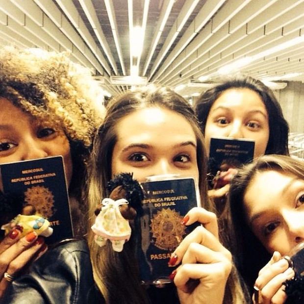 Sheron Menezzes, Juliana Paiva, Yanna Lavigne e amiga viajam (Foto: Instagram)