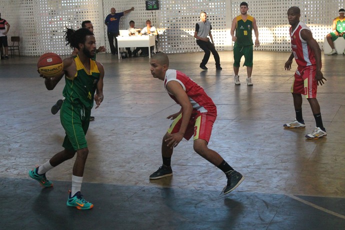 Itacor x Kosmos - piauiense de basquete 2015 (Foto: Ramiro Pena)