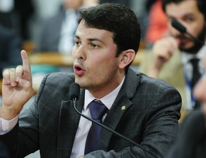 Deputados desfazem acordo, e MP do Futebol tem votação adiada