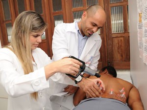 acupuntura policlinica lauro de freitas (Foto: João Raimundo/Divulgação)