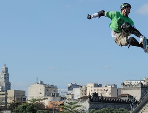 Bob Burnquist skate MegaRampa 2012 (Foto: Divulgação/Agif)