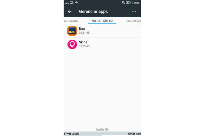 O app escolhido será movido para a aba do cartão de memória (Foto: Reprodução/Caio Bersot) O app escolhido será movido para a aba do cartão de memória (Foto: Reprodução/Caio Bersot)