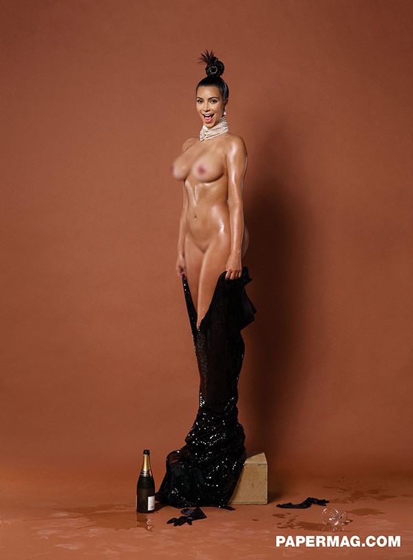 Kim Kardashian para a revista Paper Mag (Foto: Reprodução)