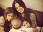 Vera Viel baba pelas filhas: 'A mamãe mais feliz do mundo'