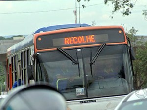 Greve de motoristas de ônibus de Cuiabá e Várzea Grande. (Foto: Reprodução/ TVCA)