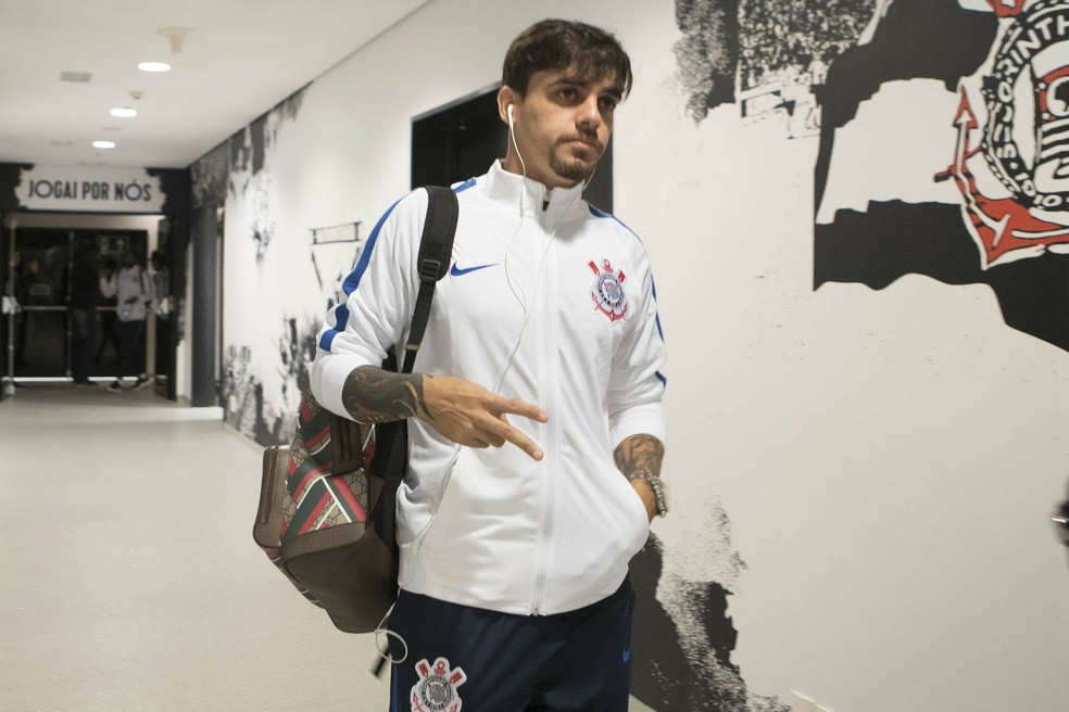 Fagner retorna ao time neste sábado (Foto: Daniel Augusto Jr. / Agência Corinthians)