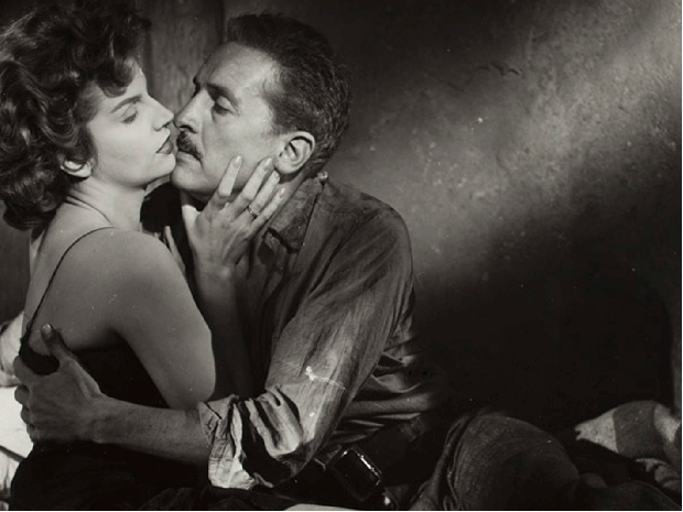 Filme Mãos Sangrentas com Tonia Carrero e Arturo Cordova nos estúdios Maristela (Foto: Reprodução Maristela Filmes) Filme Mãos Sangrentas com Tonia Carrero e Arturo Cordova nos estúdios Maristela (Foto: Reprodução Maristela Filmes)