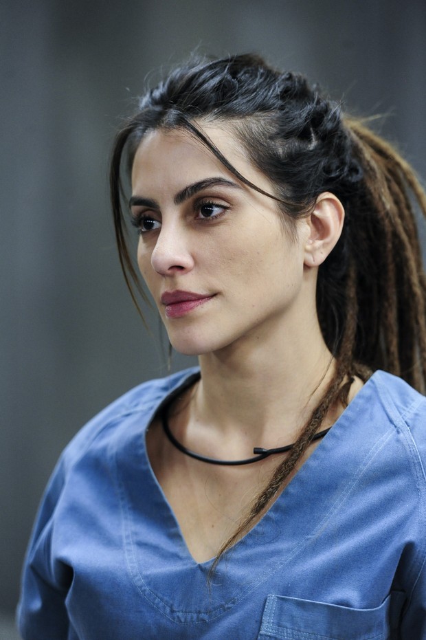 Cleo Pires caracterizada como Sabrina para série Supermax (Foto: Globo / Estevam Avellar)