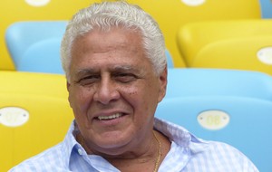 Encontro Zico e DInamite Maracanã (Foto: Globoesporte.com)