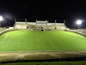 Estádio Soares de Azevedo Muriaé (Foto: Silvan Alves)
