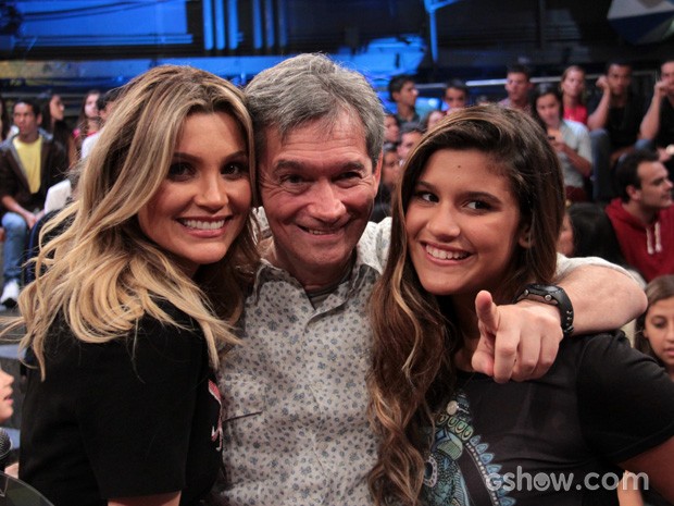Flávia Alessandra participa do Altas Horas com sua filha Giulia (Foto: TV Globo/Altas Horas) Flávia Alessandra participa do Altas Horas com sua filha Giulia (Foto: TV Globo/Altas Horas)