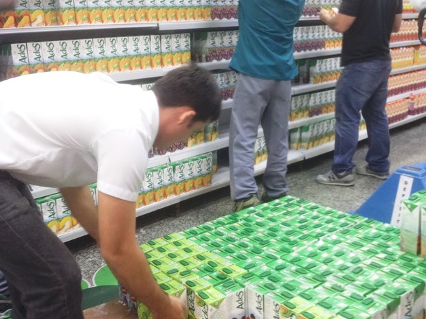 Produtos Ades foram retirados das prateleiras de seis supermercados da capital (Foto: Osvaldo Sagaz/Divulgação)