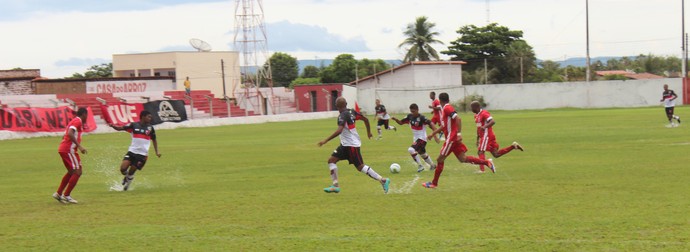 4 de Julho x Flamengo-PI (Foto: Wenner Tito/Globoesporte.com)