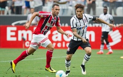 Timão voltará a negociar renovação de Paolo Guerrero após o carnaval