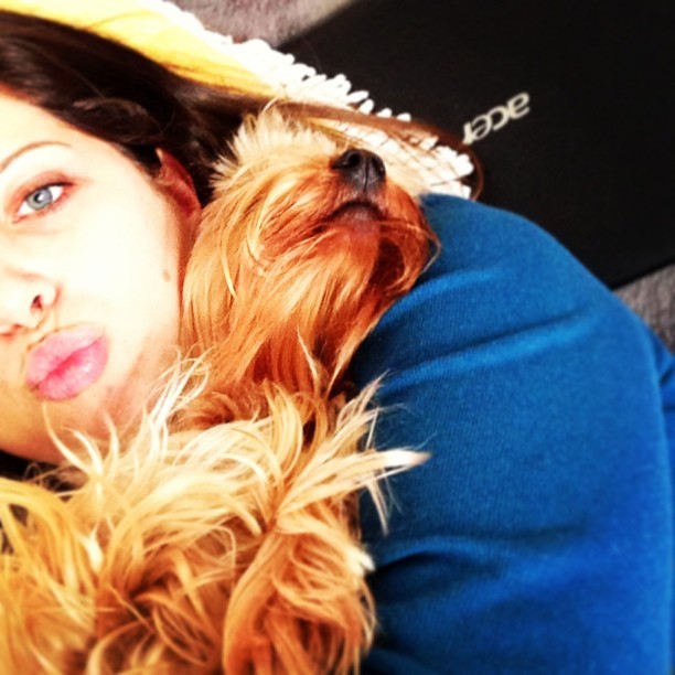 Andressa, ex-bbb, e cachorrinho (Foto: Instagram / Reprodução) Andressa, ex-bbb, e cachorrinho (Foto: Instagram / Reprodução)