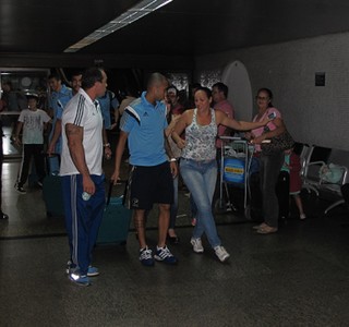 Com Kleina em silêncio, elenco do Palmeiras embarca para São Luís