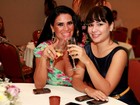 Ex-BBB Jakeline e Solange Gomes vão a festa em hotel no Rio