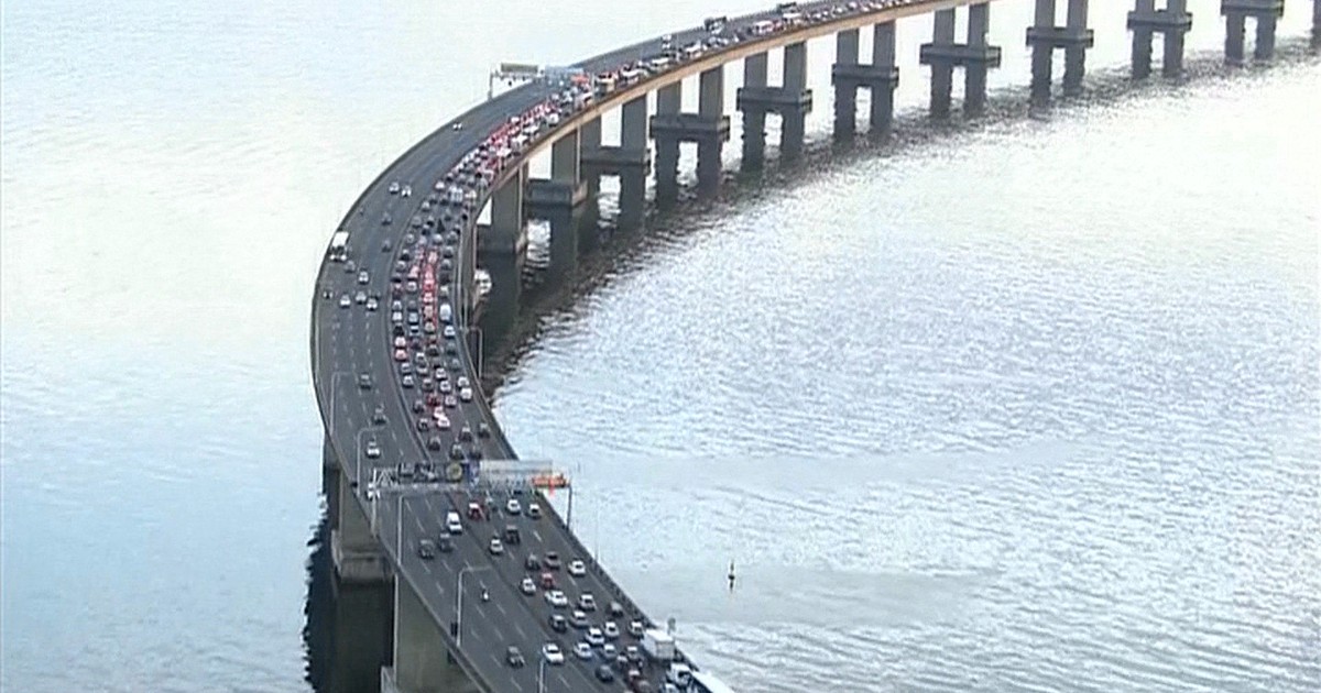 G1 - Pedágio na Ponte Rio-Niterói fica mais barato na segunda-feira