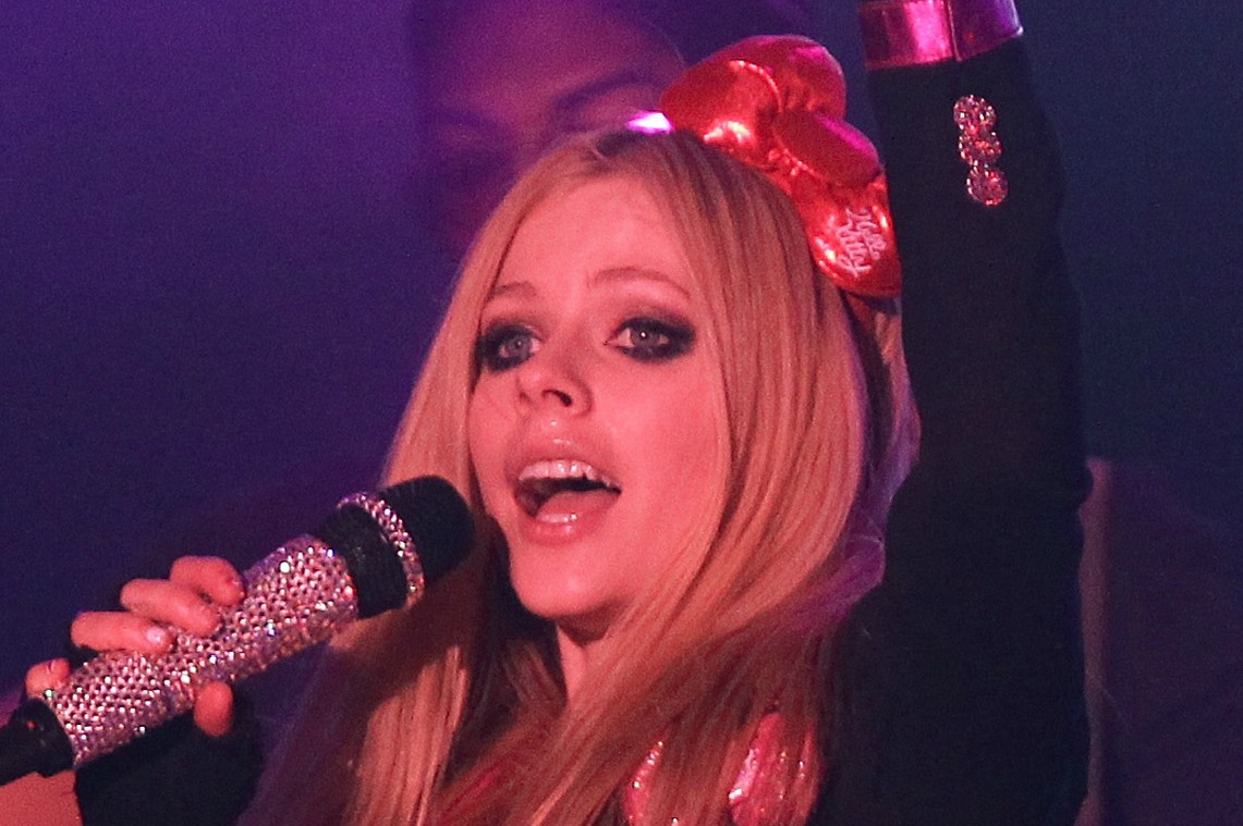 A roqueira Avril Lavigne, de 29 anos. (Foto: Getty Images)