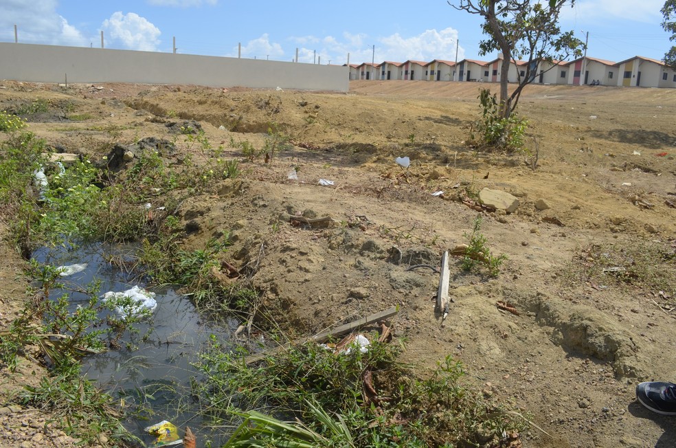 Esgoto a céu aberto no Amapá, em imagem de arquivo de 2013 (Foto:  Dyepeson Martins/G1)