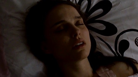 Cena de masturbação de Natalie Portman em 'Cisne Negro'