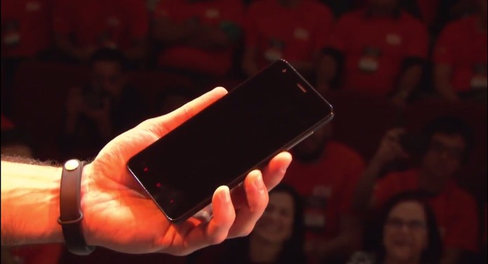 Redmi 2 de perto (Foto: Reprodução/Xiaomi) Redmi 2 de perto (Foto: Reprodução/Xiaomi)