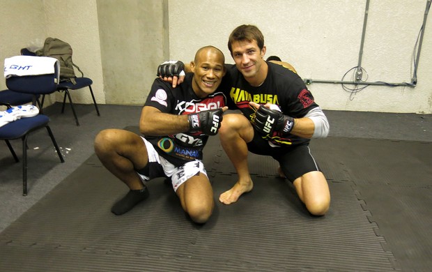 UFC Ronaldo Jacaré e Luke Rockhold (Foto: Ivan Raupp)