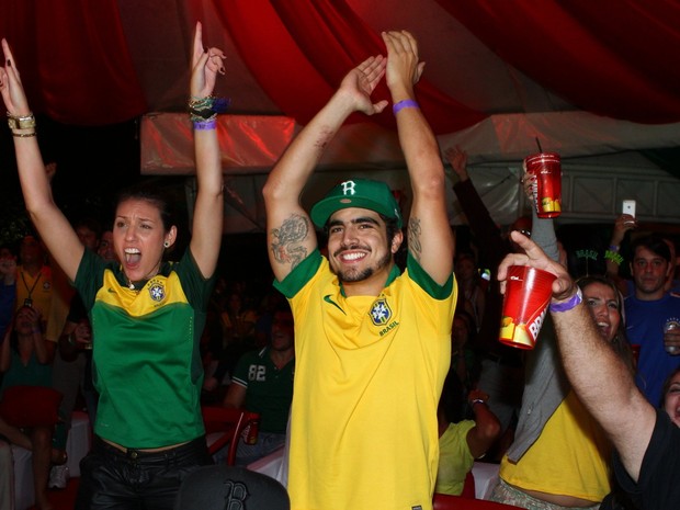Caio Castro em festa no Rio (Foto: Raphael Mesquita/ Divulgação)