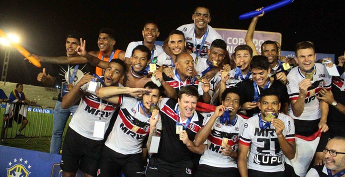 Santa Cruz campeão Copa do Nordeste Campinense (Foto: Marlon Costa / Agência Estado)
