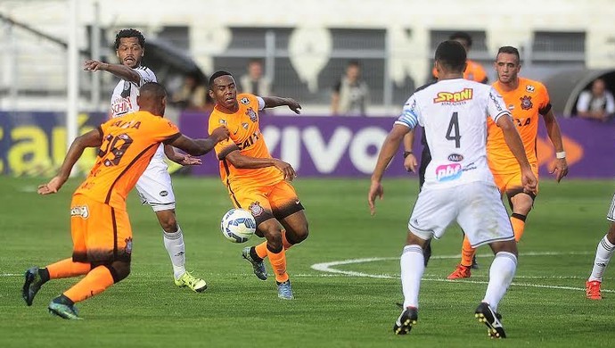 Após empate, Gil, Renato Augusto e Elias seguem para o Chile na segunda