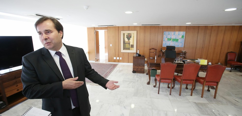 Presidente da Câmara, Rodrigo Maia, está interinamente no comando do Planalto (Foto: Estadão Conteúde/André Dusek)