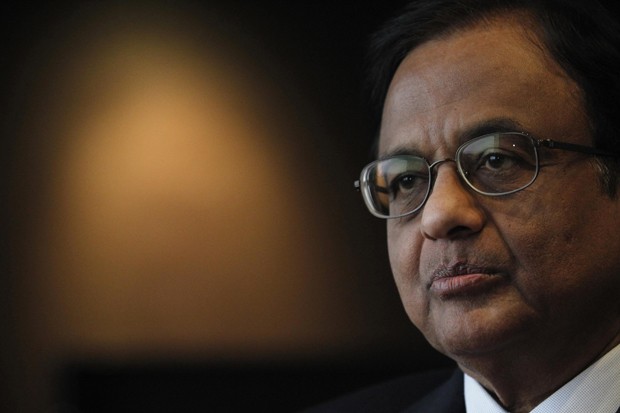 Ministro das Finanças da Índia, P. Chidambaram participa de entrevista neste domingo (4) (Foto: Reuters)