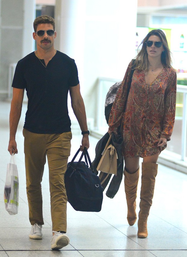 Cauã Reymond e Mariana Goldfarb (Foto: AgNews)