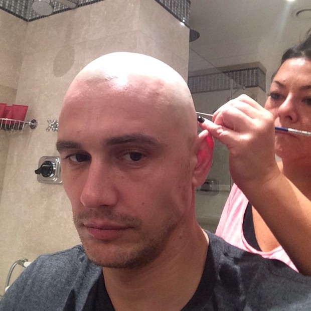 James Franco raspa a cabeça (Foto: Instagram/ Reprodução)