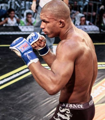 Rodrigo Kanu, lutador de MMA (Foto: Alex Magioni/Haidar Capixaba Combat)
