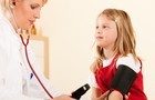 Pesquisa aponta aumento no número de crianças com pressão alta nos EUA (shutterstock)